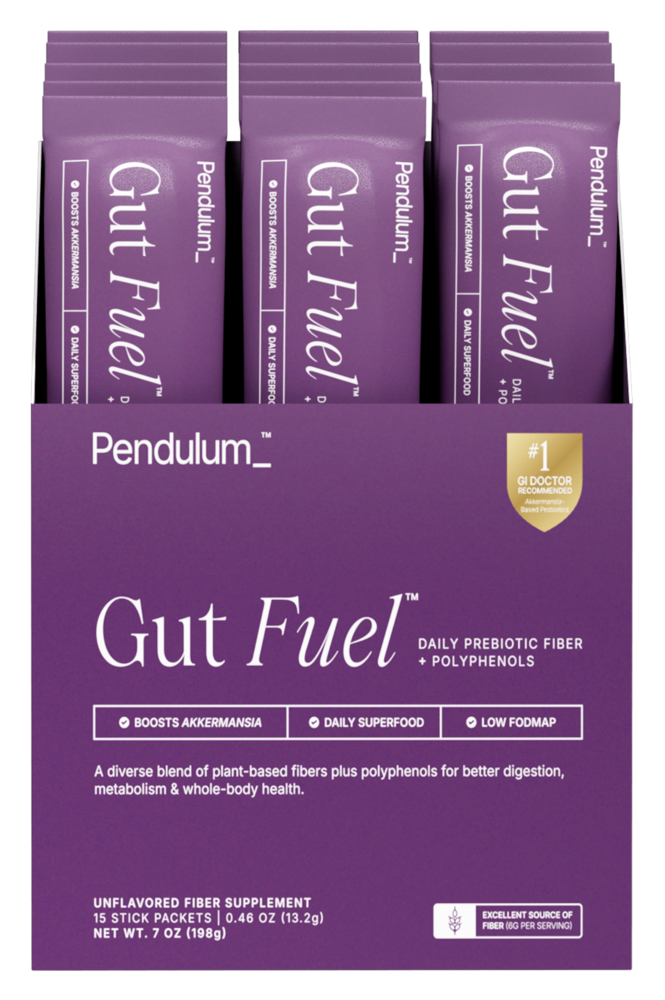 Packets of Gut Fuel daily probiotic fiber and polyphenols by Pendulum for travel supplements.